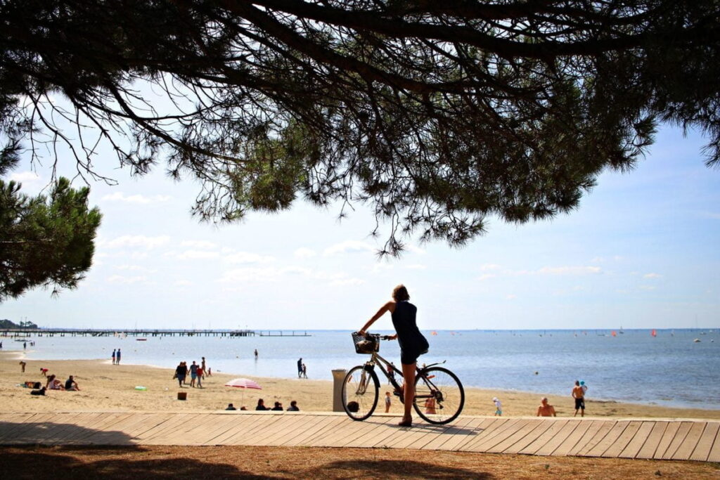 Le Bassin à vélo - devant le bassin velo - Bassin d'Arcachon