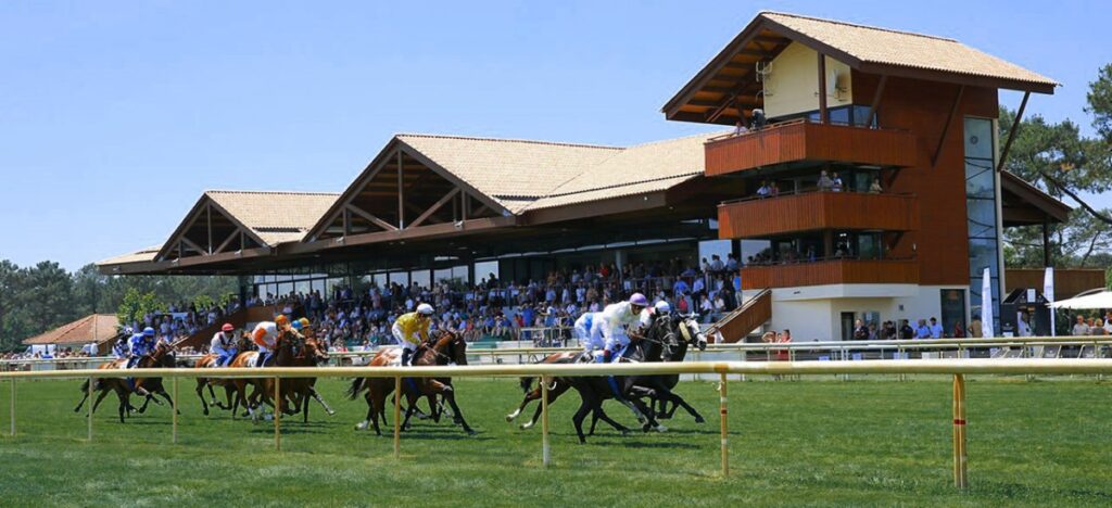 Lieux grands événements - hippodrome du Bassin darcachon - Bassin d'Arcachon